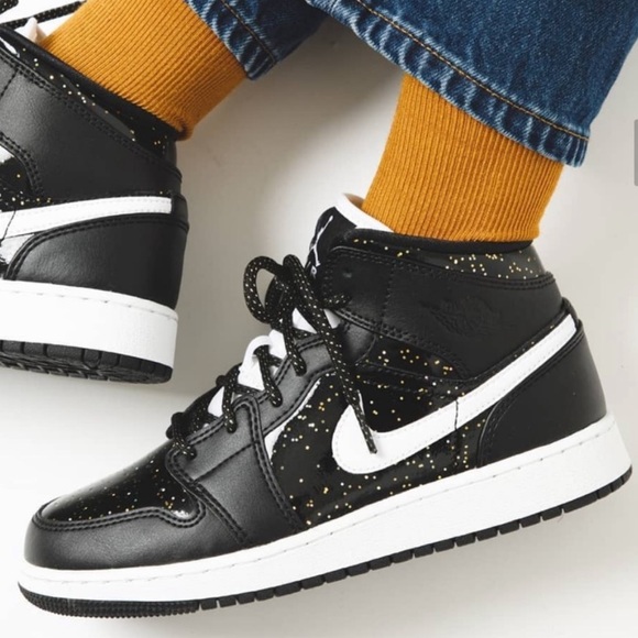 Nike air jordan 1 mid sneakers - Picture 2 of 3